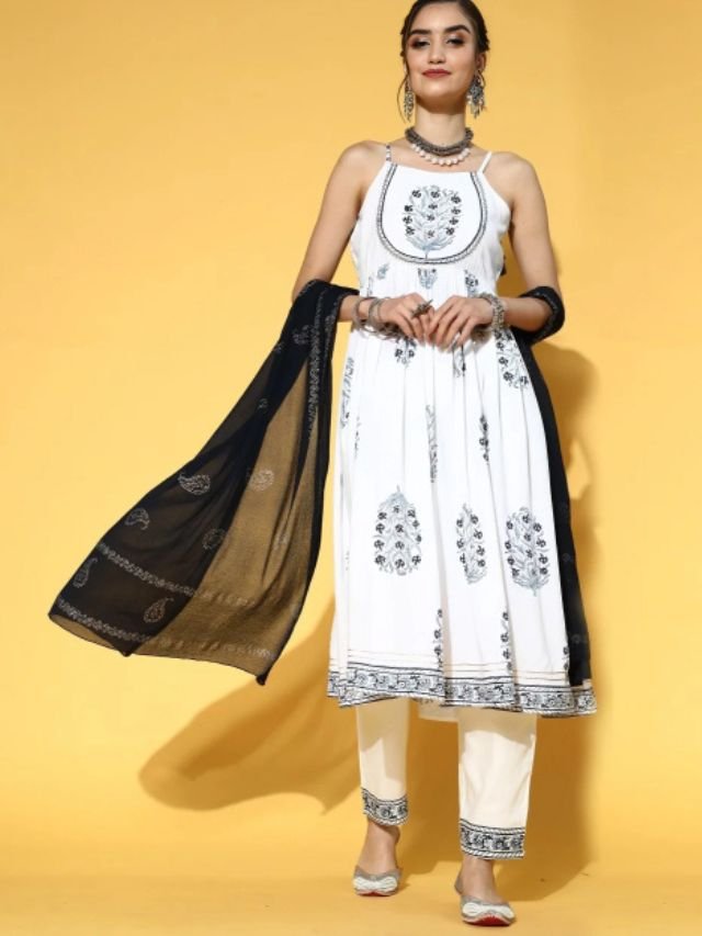 Drape A Dupatta in Unique Ways with kurti Drape A Dupatta in Unique Ways with kurti