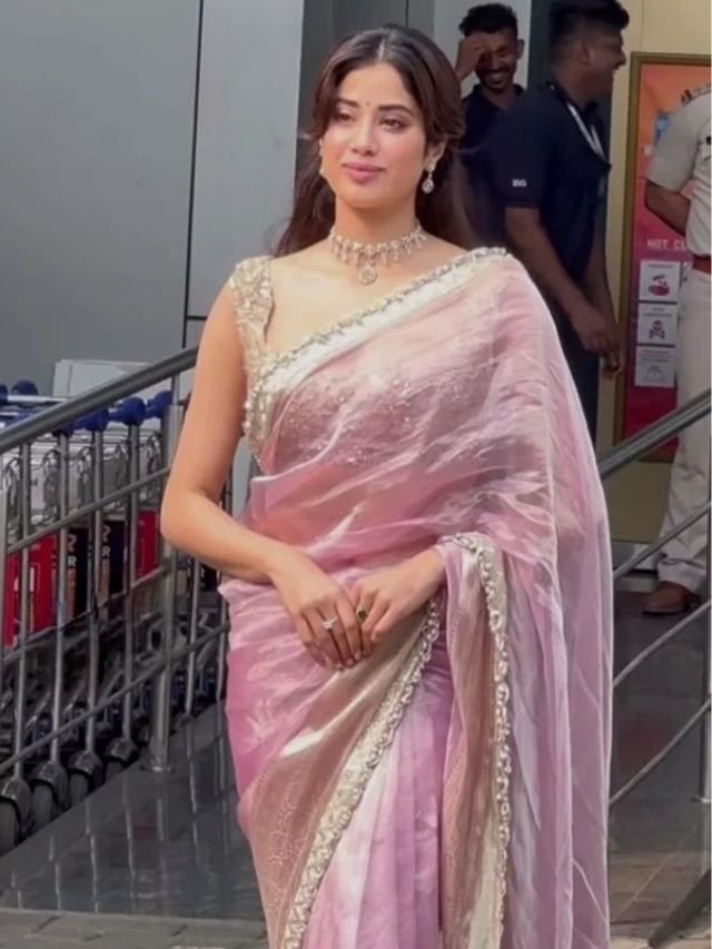 Janhvi Kapoor in Lavender Colour Saree