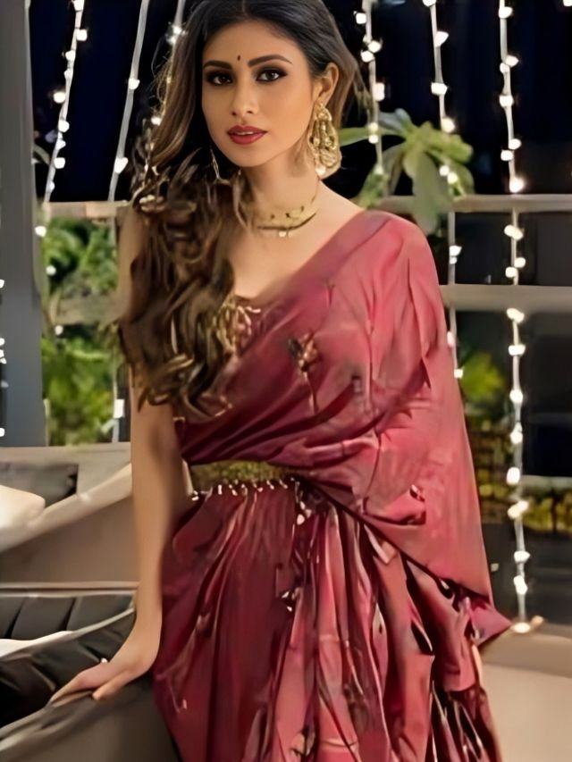 Mouni Roy in Maroon Saree Mouni Roy in Maroon Saree