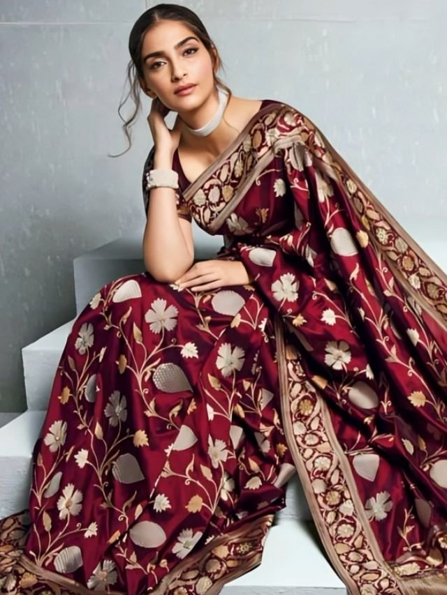 Sonam Kapoor in Maroon Saree Sonam Kapoor in Maroon Saree