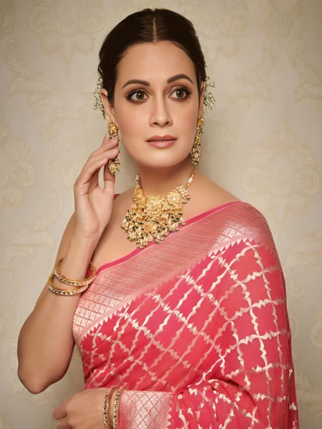 Dia Mirzas Pink Colour Wedding Wear Saree Dia Mirza’s Pink Colour Wedding Wear Saree