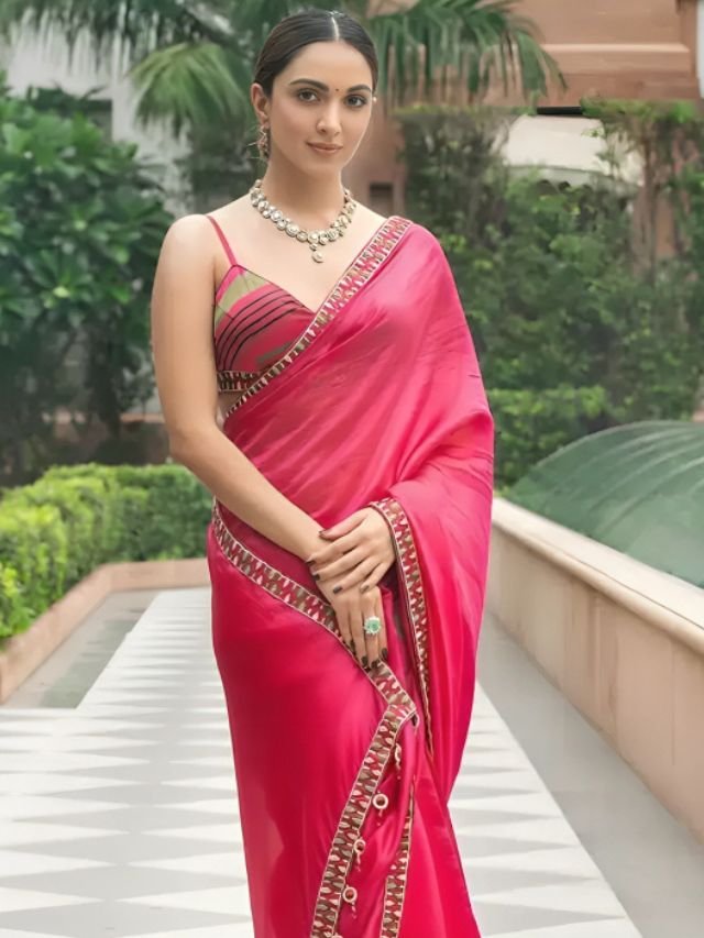 Kiara Advanis Rani Pink Organza Saree in ‘Shershah Promotions Kiara Advani’s Rani Pink Organza Saree in ‘’Shershah’’ Promotions