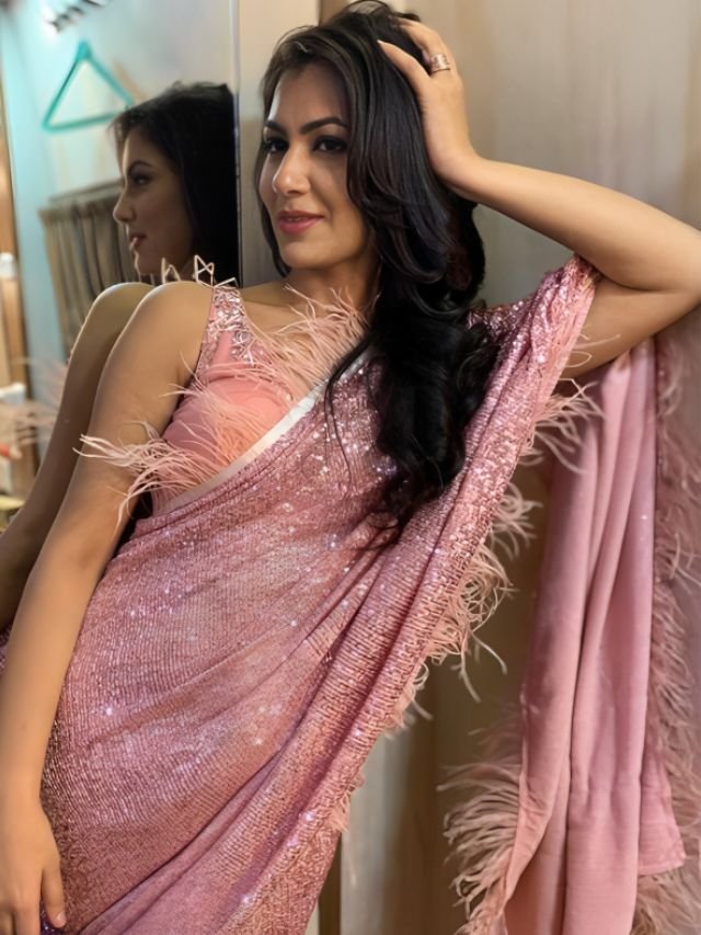 Sriti Jha in Pink Saree Sriti Jha in Pink Saree
