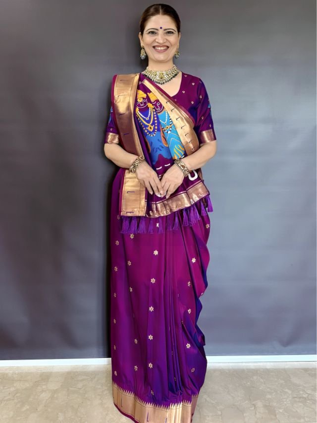 Drape It in Gujarai Sidha Pallu Style Drape It in Gujarai Sidha Pallu Style