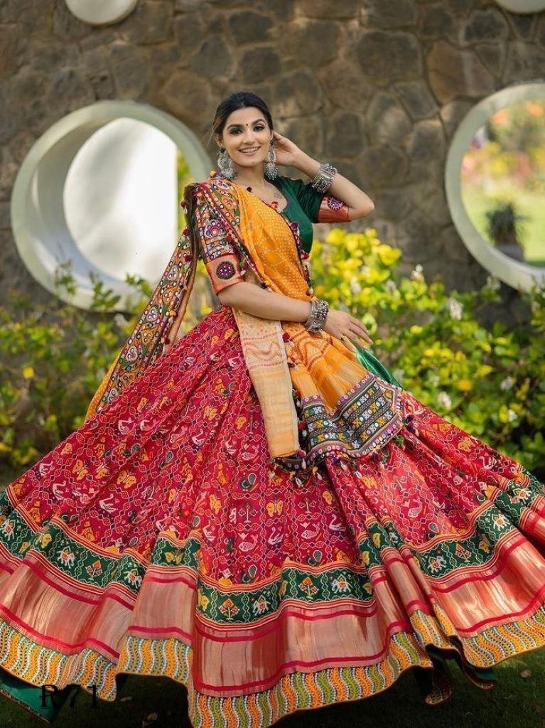 attractive muslin cotton navar 1718626892 Attractive Muslin Cotton Navaratri Lehenga Choli