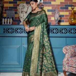 Beautiful Green Pallu Banarasi Raw Silk Saree With Tassels