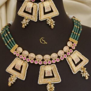 Chorski AD Necklace Set