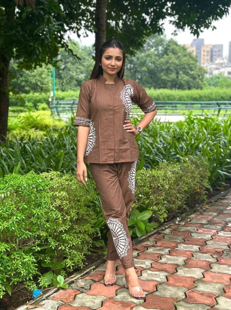 co ord set with beautiful embr 1747121875 Co Ord Set With Beautiful Embriodery Work On Cotton Cloth
