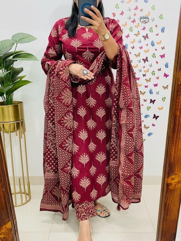 cotton sequence work sanganeri 1749018903 Cotton Sequence Work Sanganeri Print Kurti Pant Dupatta Set
