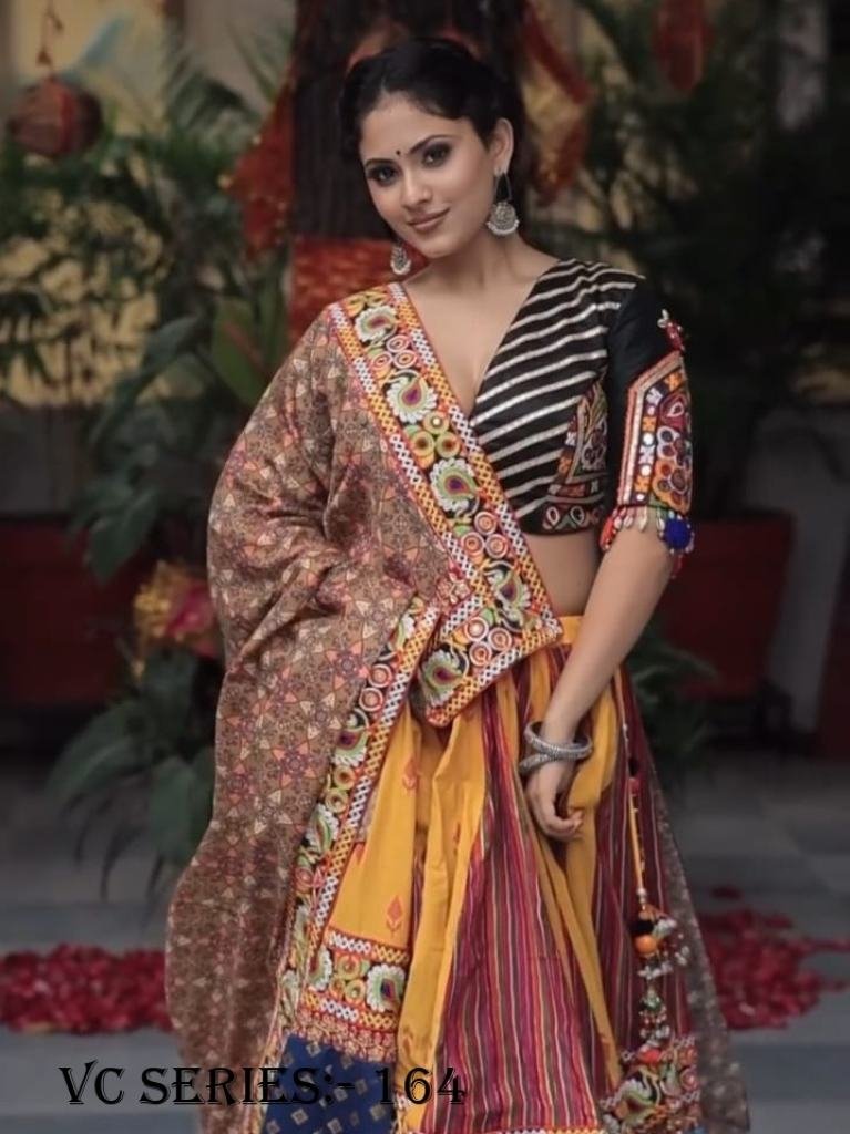 daandiyarash printed muslin co 1716812185 Daandiyarash Printed Muslin Cotton Lehenga Choli