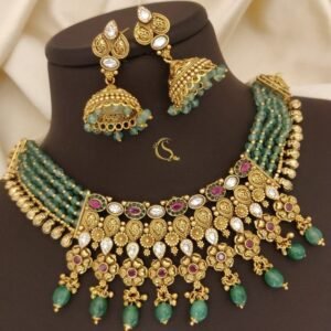 Fancy Kundan Necklace Set