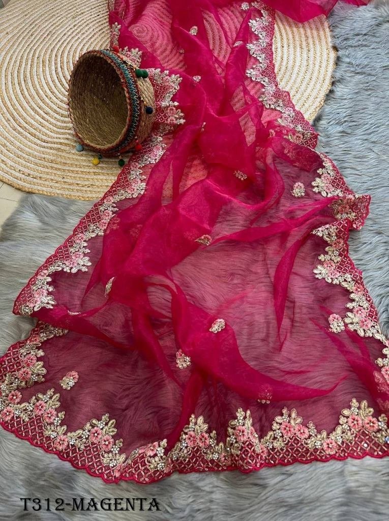 fancy organza magenta zari wor 1723182642 Fancy Organza Magenta Zari Work Saree