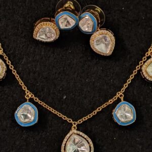 Gold Victorian Kundan Necklace Set