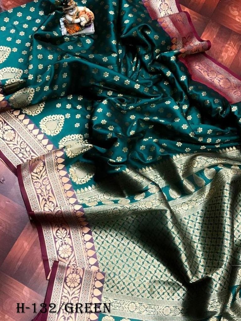 luxurious georgatte lichi silk 1725964169 Luxurious Banarasi Lichi Silk Green Saree