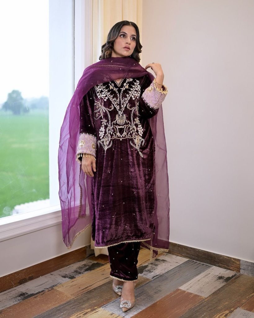 luxurious velvet winter elegan 1732700244 Luxurious Velvet Winter Elegance Designer Suit Set