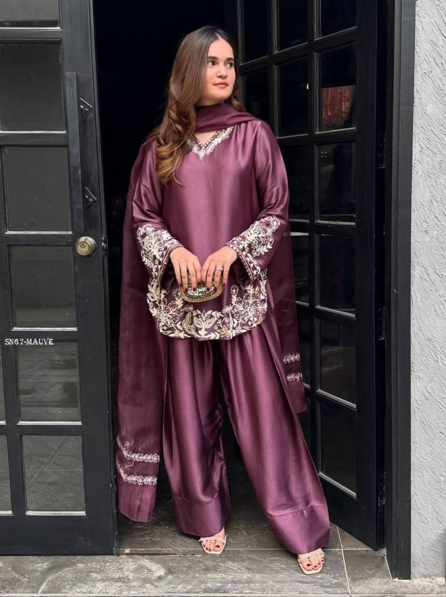mauve silk embroidered kurti w 1774962476 Mauve Silk Embroidered Kurti With Farsi Pant Set with Dupatta