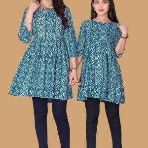 Mother Daughter Beautiful Printed Dual Top Combo