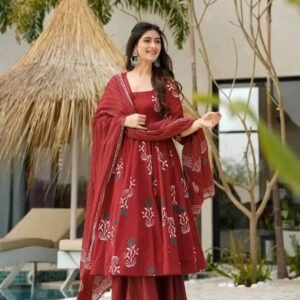 Mul Cotton Maroon Palazzo Set With Trendy Digital Prints
