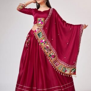 Navratri Silk Rani Lehenga Choli With Gamthi Work