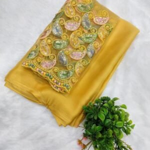 New Women Wear Yellow Chiffon Saree With Blouse