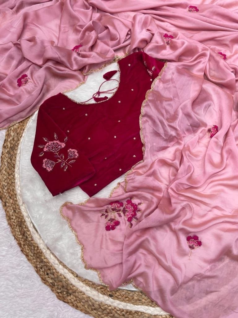 onion exclusive bollywood two 1728725078 Onion Exclusive Bollywood Two Ton Rangoli Silk Saree With Readymade Blouse