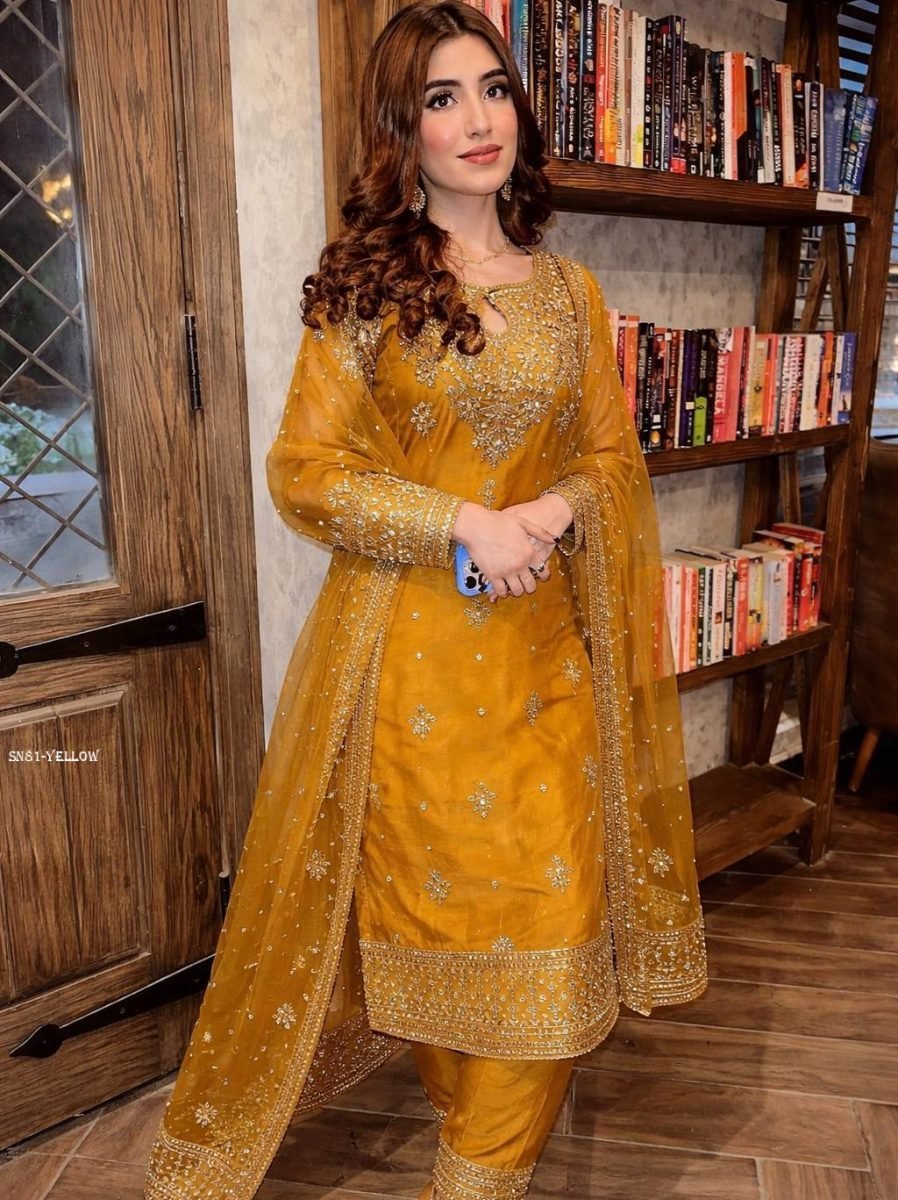 party wear ethnic outfit for w 1776689611 Party Wear Ethnic Outfit for Women With Sequins