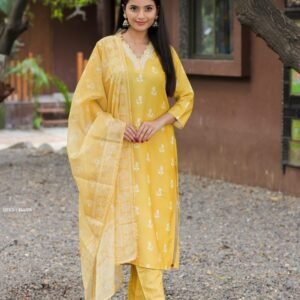 Summer Wear Rayon Kurti Pant Set With Dupatta